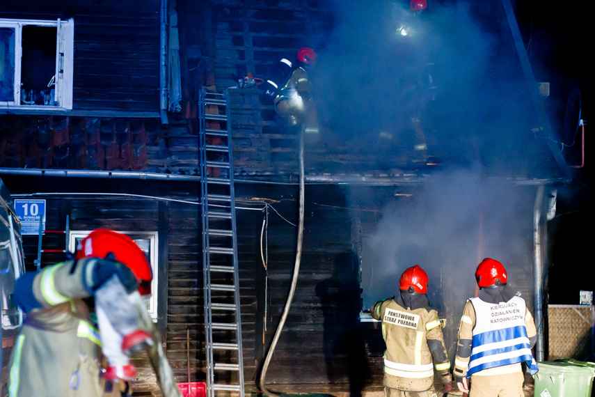 Pożar domu na Suwalskiej zdjęcie nr 255565