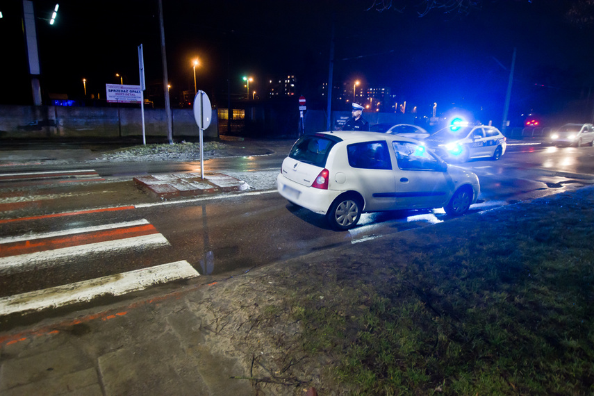 Potrącenie 60-latki na al. Grunwaldzkiej zdjęcie nr 255809