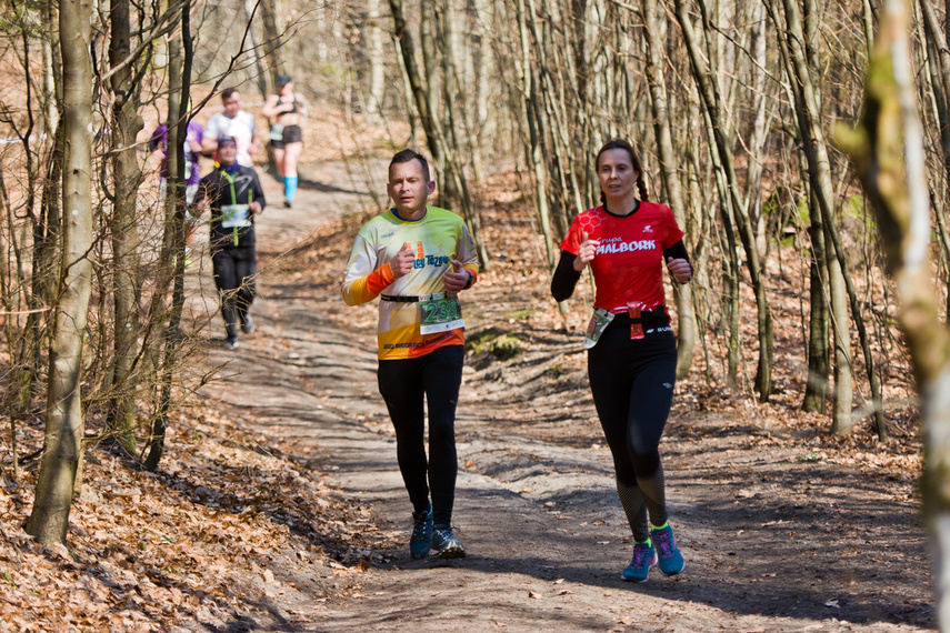 Wiosnę rozpoczęli od półmaratonu zdjęcie nr 257501