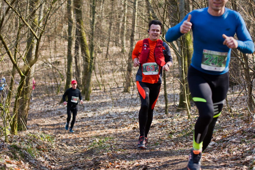 Wiosnę rozpoczęli od półmaratonu zdjęcie nr 257495