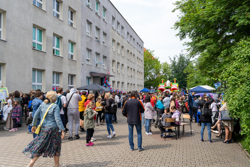 Elbląg Festyn sąsiedzki z okazji Dnia Dziecka w SP 21 