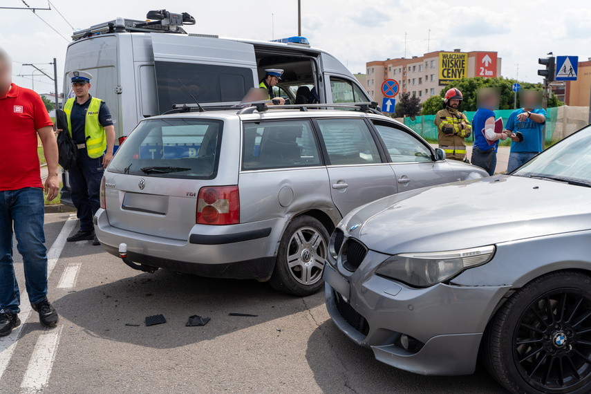 Kolejna stłuczka na tym skrzyżowaniu zdjęcie nr 262080