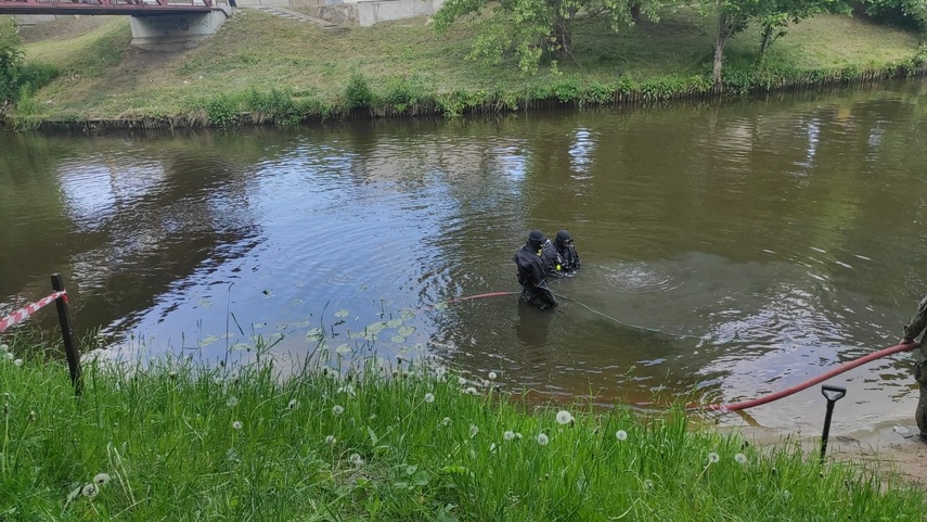 Bomba w rzece, ewakuowano 300 mieszkańców zdjęcie nr 262332