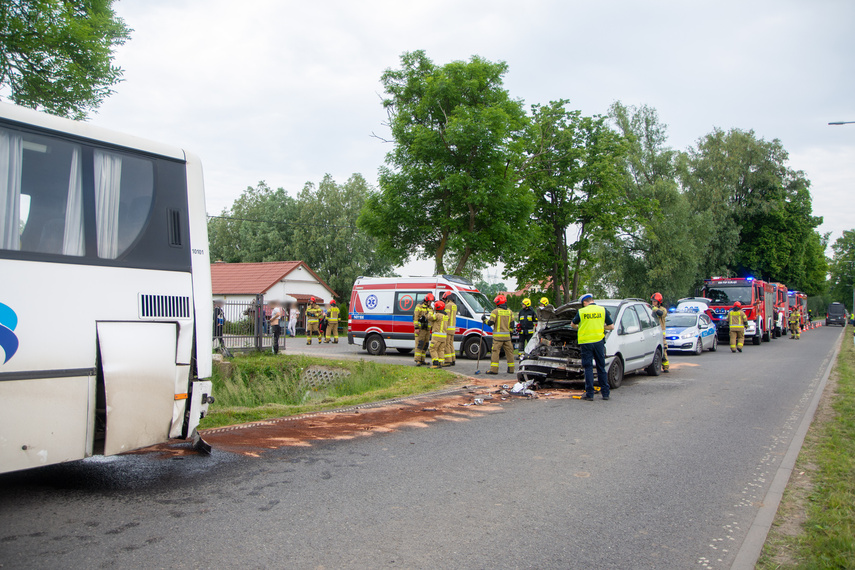 Wypadek w Raczkach Elbląskich zdjęcie nr 262436