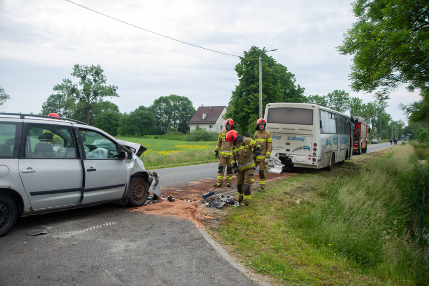 Wypadek w Raczkach Elbląskich zdjęcie nr 262444