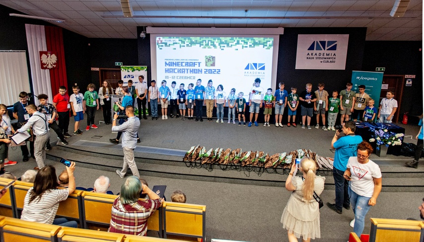 Poznaliśmy laureatów Minecraft Hackathon 2022 zdjęcie nr 262720