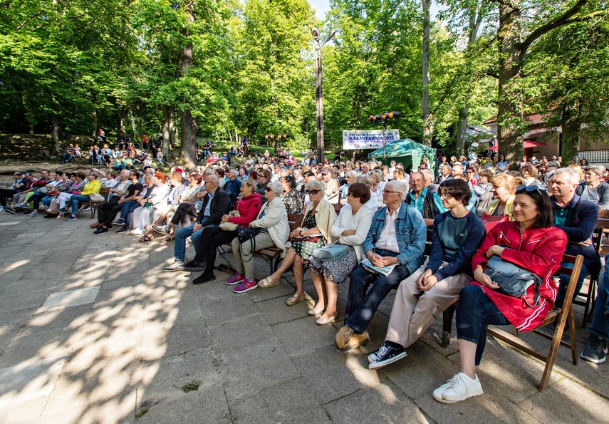 Niedziela pod znakiem Mrożka zdjęcie nr 265417