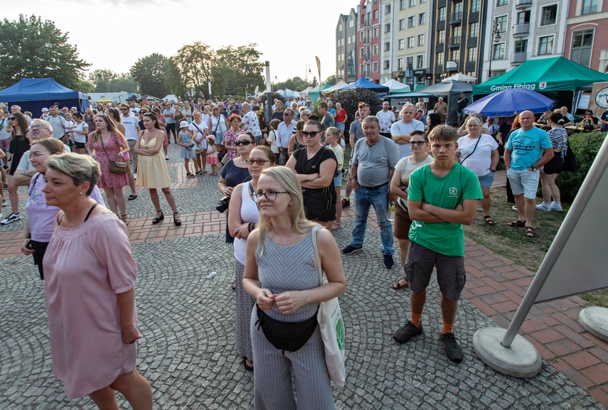 "30 cm ponad chodnikami" z elblążanami zdjęcie nr 267880