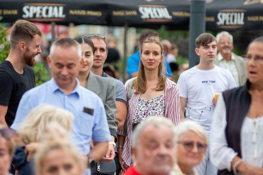  Muzyka... popłynęła zdjęcie nr 268045