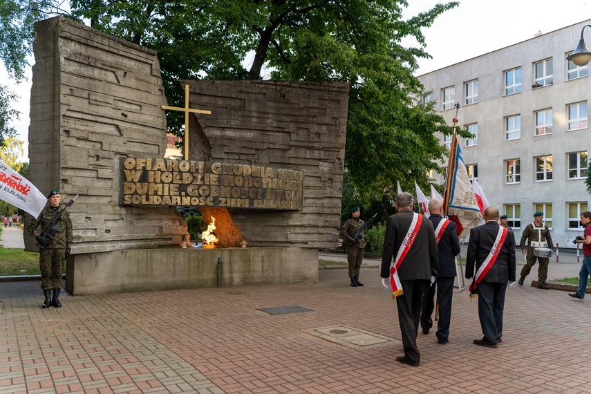 Elbląg pamięta o Porozumieniach Sierpniowych zdjęcie nr 268132