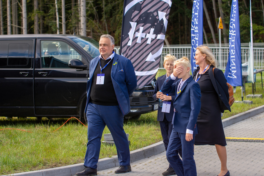 Premier: to droga wolności, nowych szans i możliwości zdjęcie nr 269115