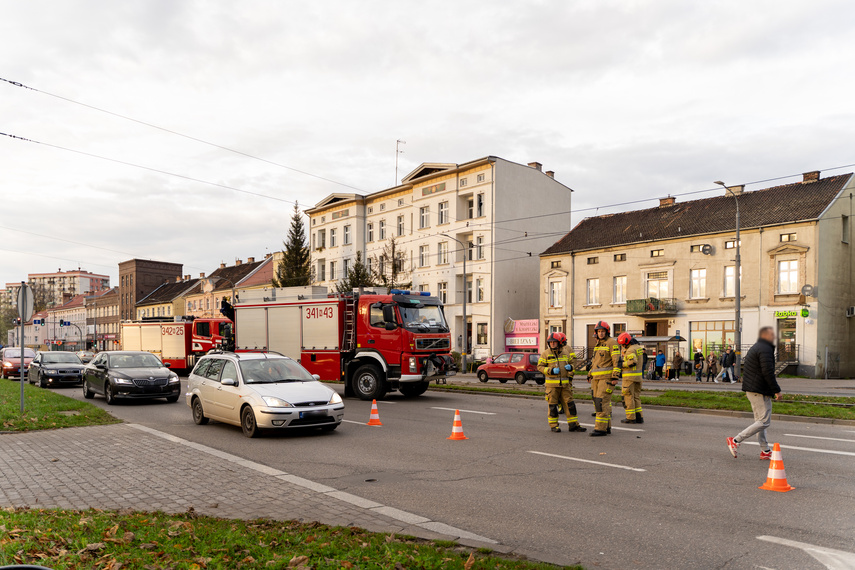 Zderzenie trzech aut na Grunwaldzkiej zdjęcie nr 272516