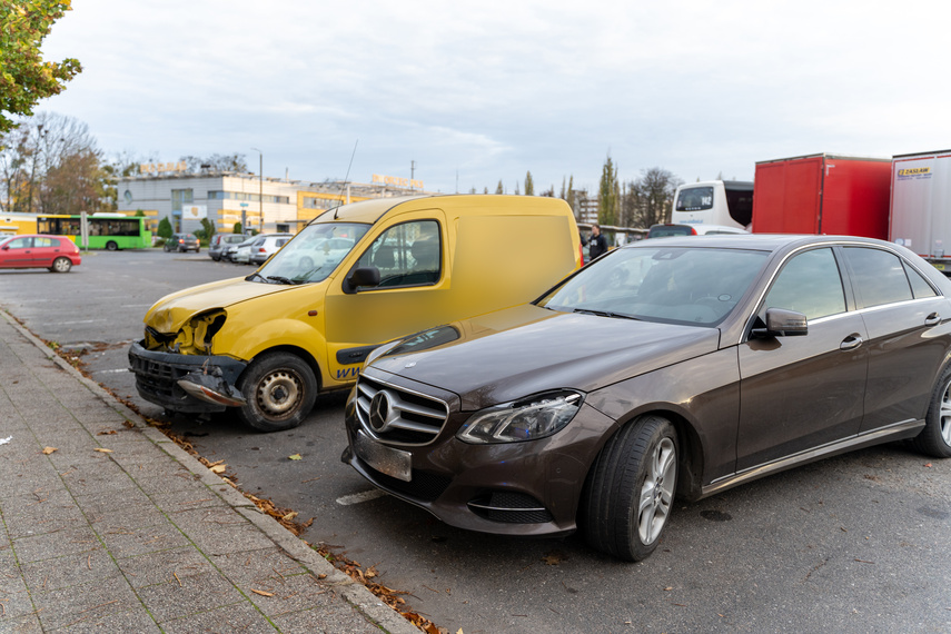 Zderzenie trzech aut na Grunwaldzkiej zdjęcie nr 272521