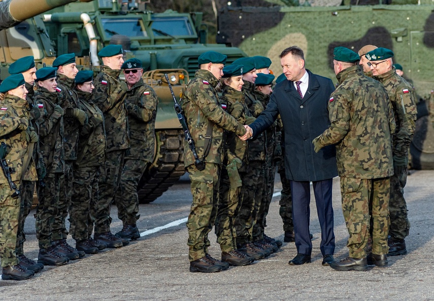 Mariusz Błaszczak w Elblągu: „Nasycamy wojskiem polskim wschodnią część naszego kraju” zdjęcie nr 276774