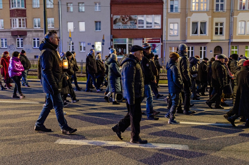 Z krzyżem przez Elbląg zdjęcie nr 281481