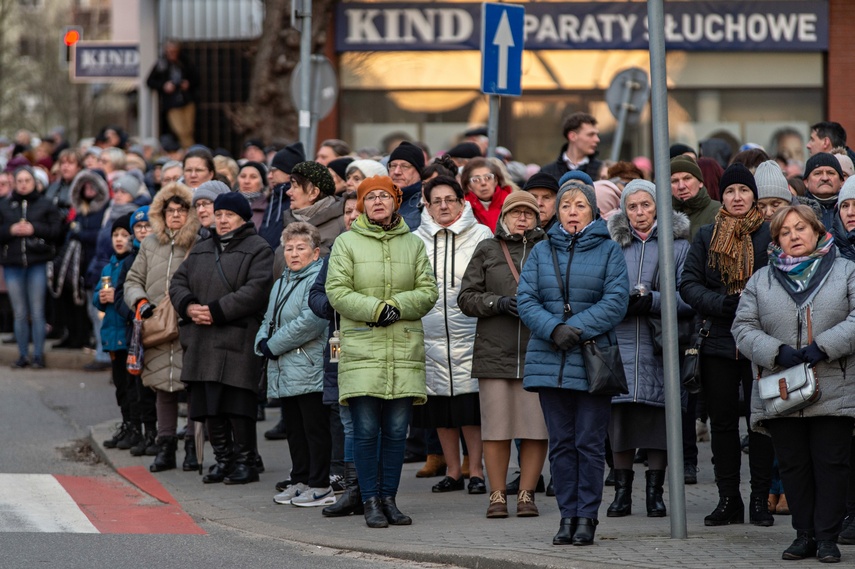 Z krzyżem przez Elbląg zdjęcie nr 281439