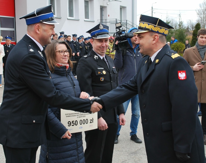 Nowe auta dla straży zdjęcie nr 281521