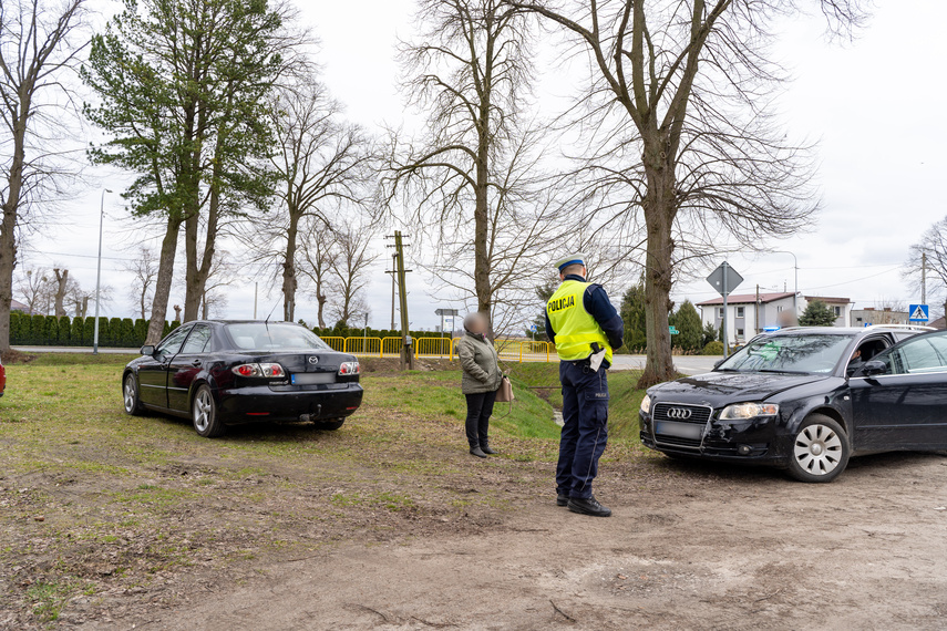 Nie ustąpił pierwszeństwa, doszło do zderzenia zdjęcie nr 281572