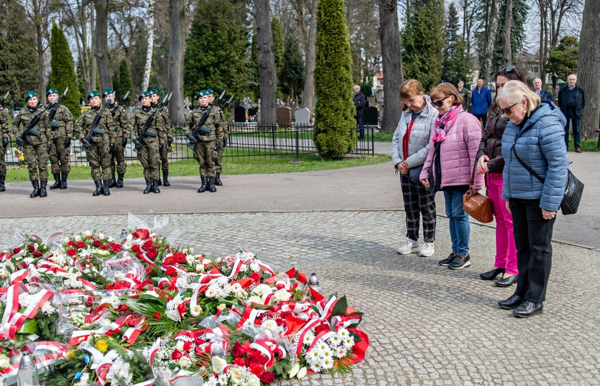 "Myśl o ich losach powinna łączyć nas wszystkich" zdjęcie nr 281802