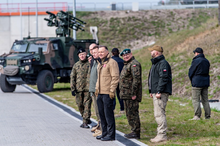 Prezydent RP: Przekop ma strategiczne znaczenie dla obronności zdjęcie nr 282218