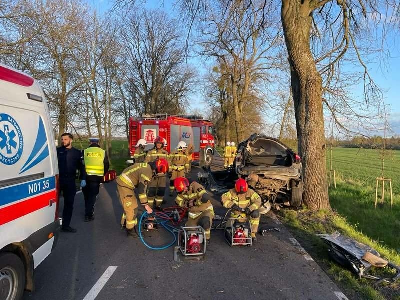 Poważny wypadek pod Braniewem zdjęcie nr 283461