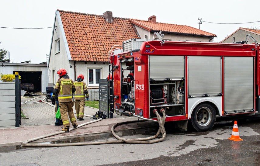 Pożar garażu na ul. Lubelskiej zdjęcie nr 284085