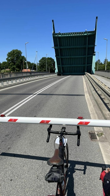 Elbląg W niecałe 15 godzin na rowerze po byłym województwie