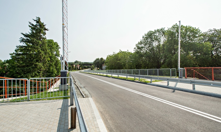 Nowy most w Nowakowie już otwarty zdjęcie nr 288844