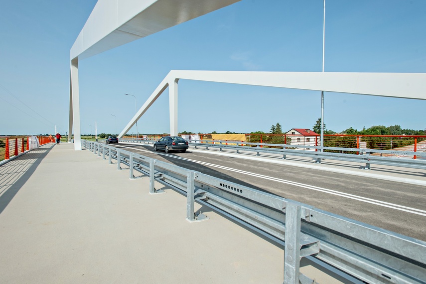 Nowy most w Nowakowie już otwarty zdjęcie nr 288841