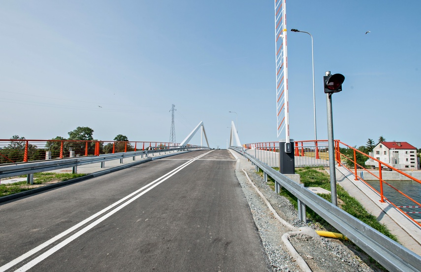 Nowy most w Nowakowie już otwarty zdjęcie nr 288847