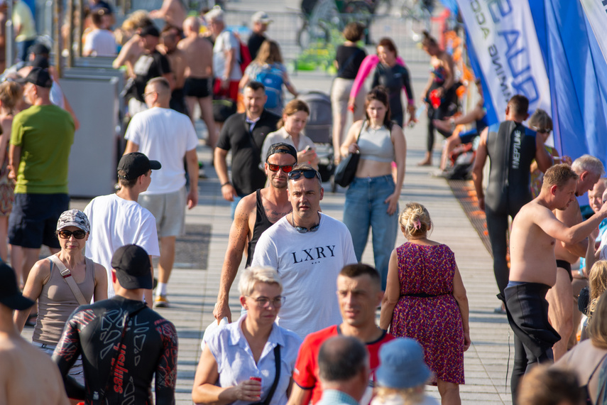 Pływacy rywalizowali w rzece Elbląg zdjęcie nr 289310