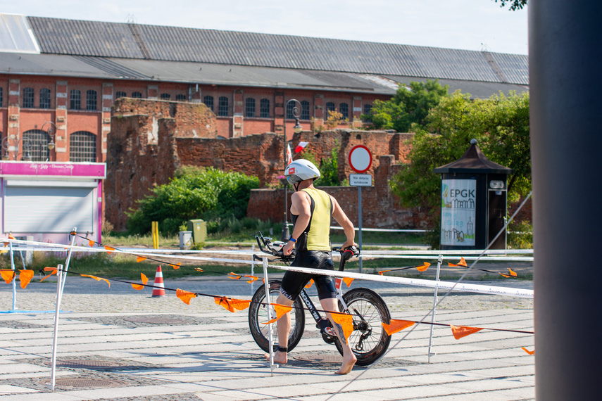 Elbląg w niedzielę żyje triathlonem zdjęcie nr 289443