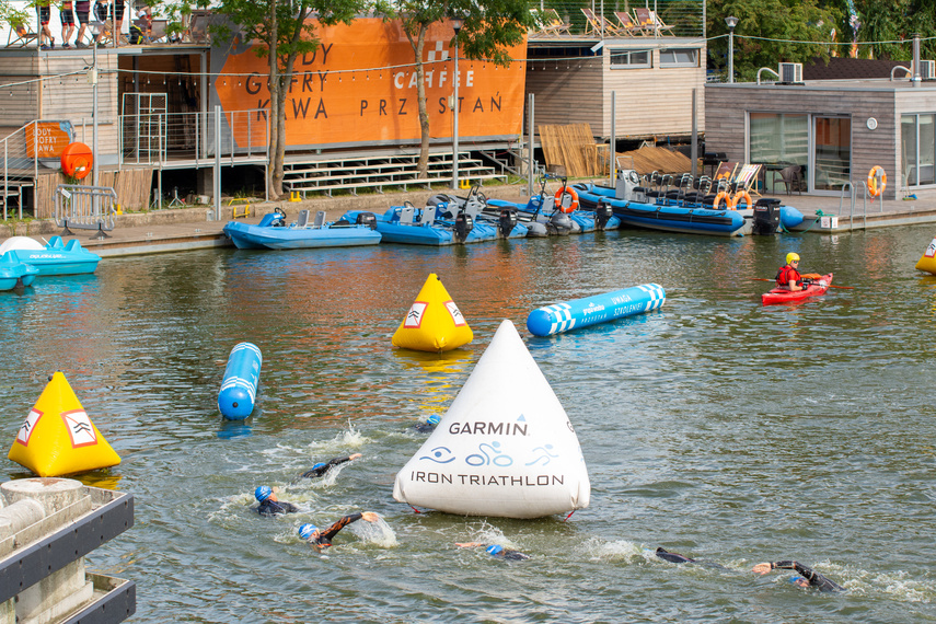 Elbląg w niedzielę żyje triathlonem zdjęcie nr 289389