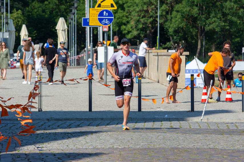 Elbląg w niedzielę żyje triathlonem zdjęcie nr 289491