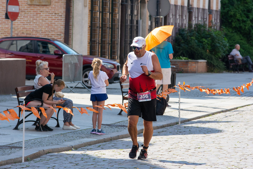 Elbląg w niedzielę żyje triathlonem zdjęcie nr 289515