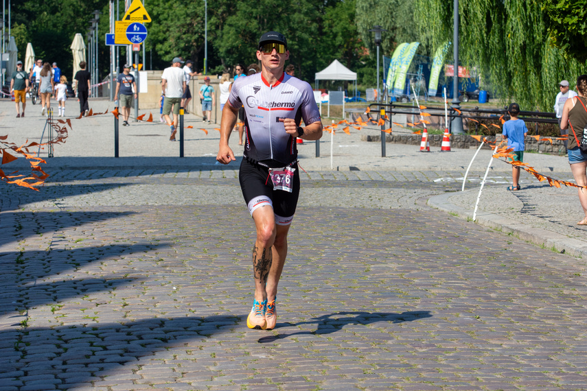 Elbląg w niedzielę żyje triathlonem zdjęcie nr 289492