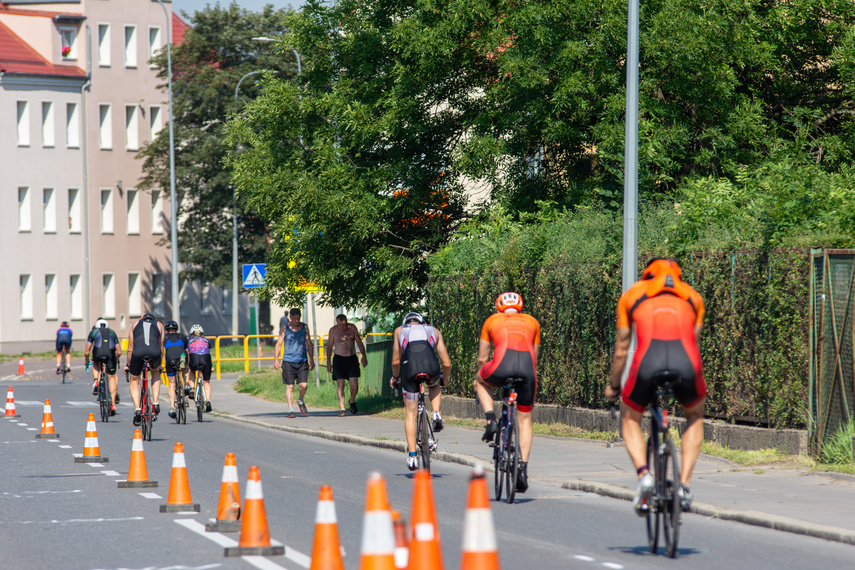 Elbląg w niedzielę żyje triathlonem zdjęcie nr 289470