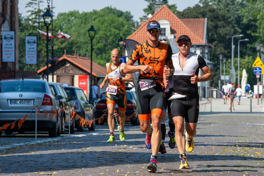 Elbląg w niedzielę żyje triathlonem zdjęcie nr 289496