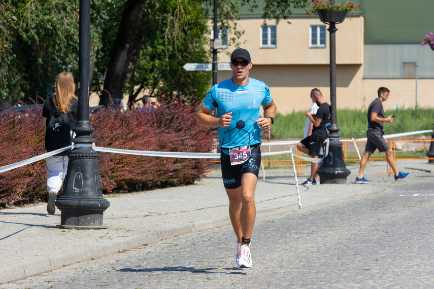 Elbląg w niedzielę żyje triathlonem zdjęcie nr 289522