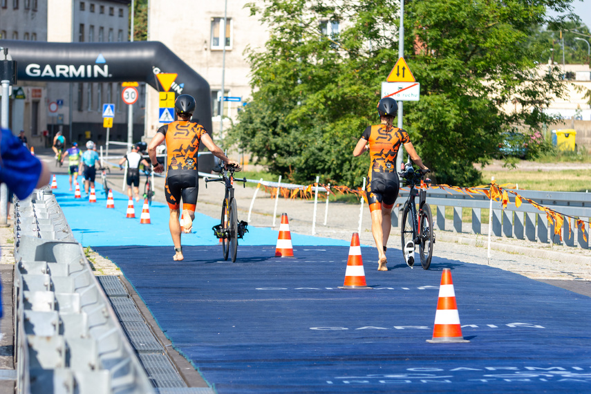 Elbląg w niedzielę żyje triathlonem zdjęcie nr 289452