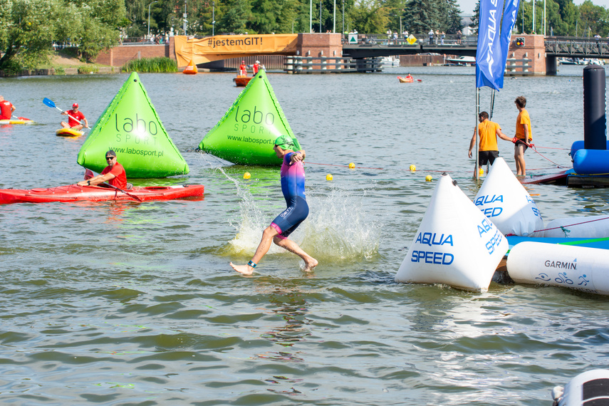 Elbląg w niedzielę żyje triathlonem zdjęcie nr 289429