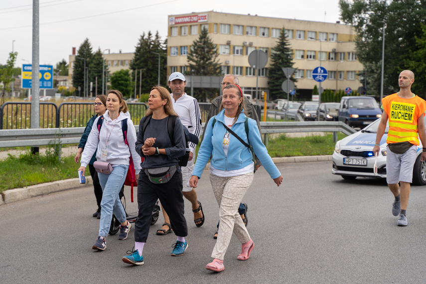 Ruszyli z Elbląga na Jasną Górę zdjęcie nr 290177