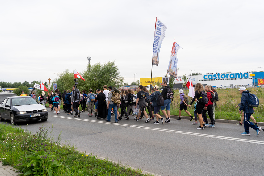 Ruszyli z Elbląga na Jasną Górę zdjęcie nr 290179