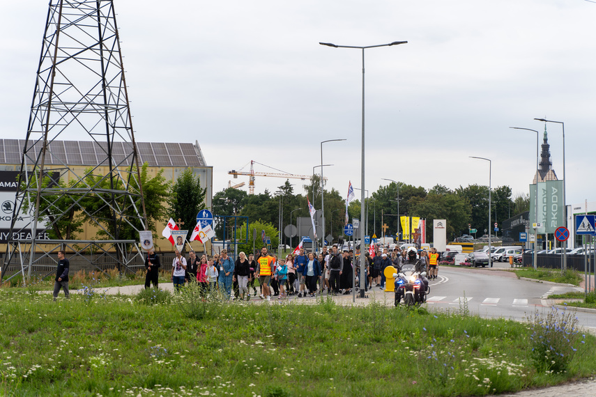 Ruszyli z Elbląga na Jasną Górę zdjęcie nr 290164