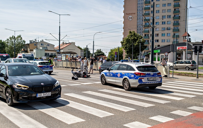 Wypadek i śmierć motocyklisty na ul. 12 Lutego zdjęcie nr 290191