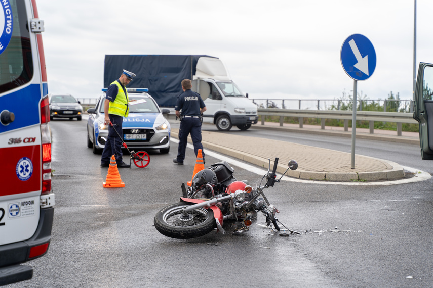 Zderzenie z motocyklem na Akacjowej zdjęcie nr 290272