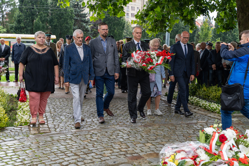 Elbląg pamięta o powstańcach zdjęcie nr 290331