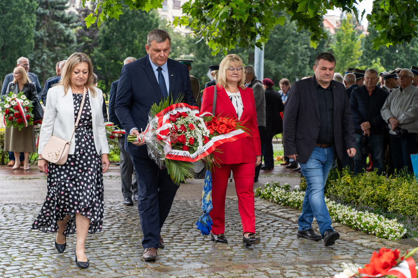 Elbląg pamięta o powstańcach zdjęcie nr 290334