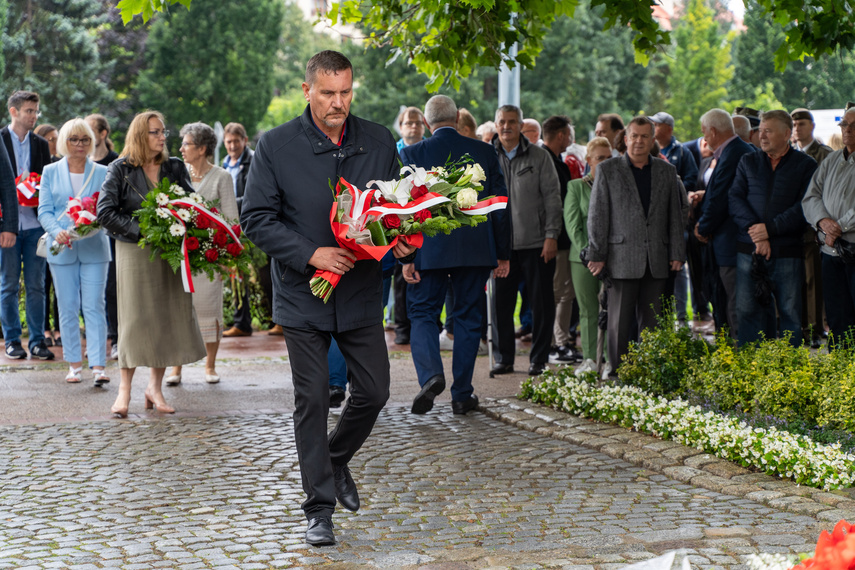 Elbląg pamięta o powstańcach zdjęcie nr 290337