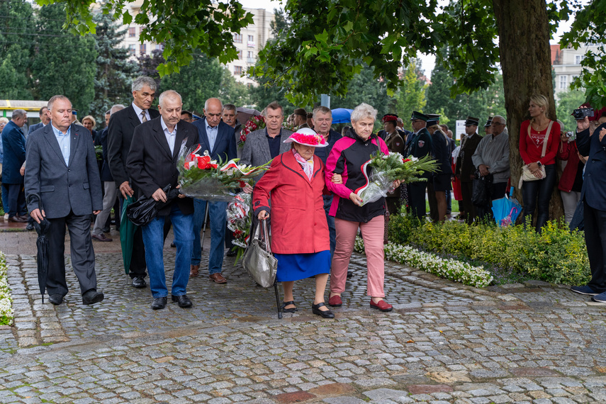 Elbląg pamięta o powstańcach zdjęcie nr 290313